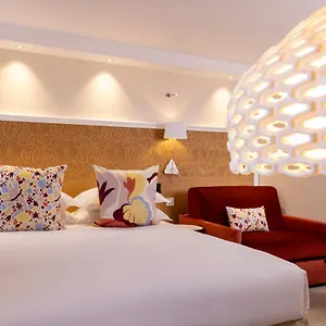 Hotel Elysees 8, Paris