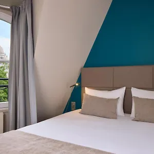 Timhotel Montmartre Parigi