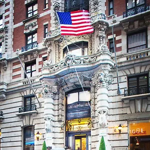 The At Fifth Avenue Nueva York