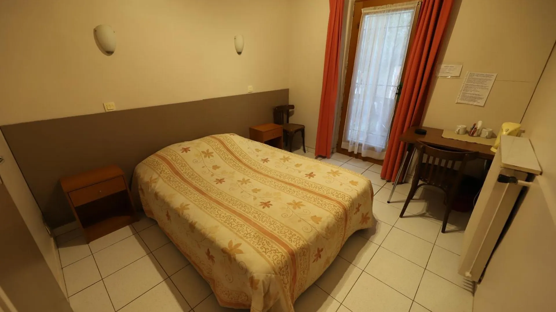 Hotel Du Roussillon Paris Frankrig