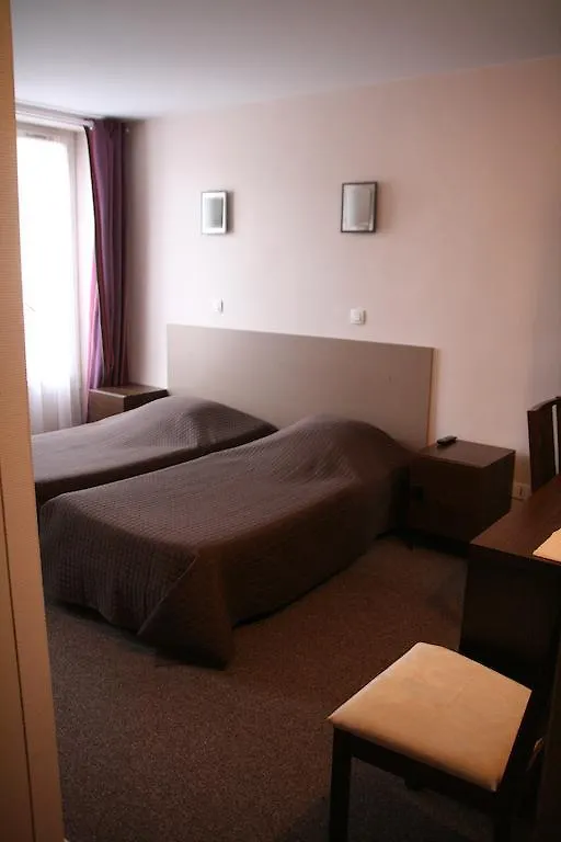 Hotel Du Roussillon Paris